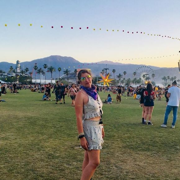 Meet your Posher, Taylor - Picture 1 of 1